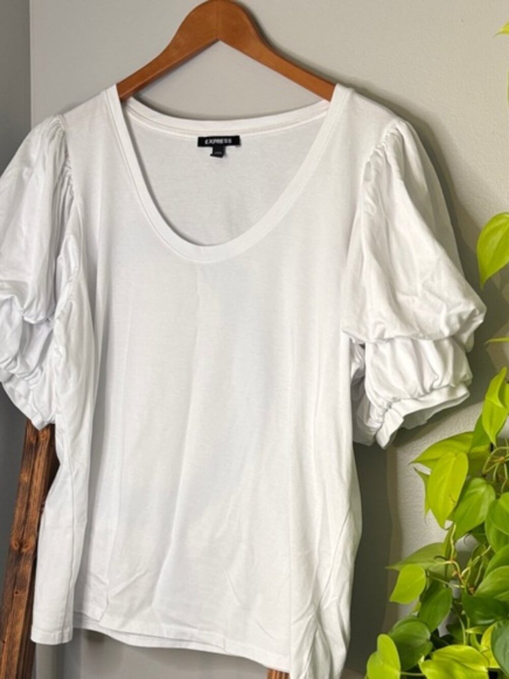Express White Puff Sleeve Blouse